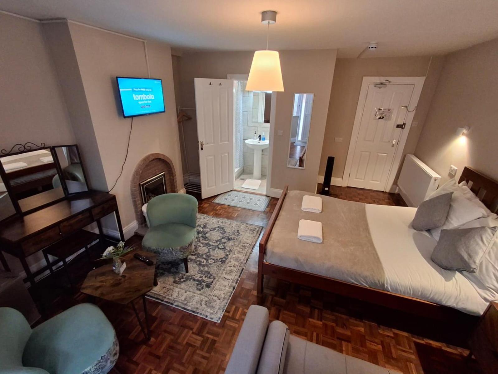 Inn By The Sea, Portsmouth - En Suite Rooms With Sea View Possible, Parking Ev 22Kw Extérieur photo